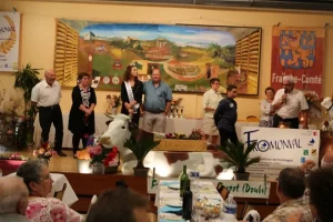 Concours Fromonval France cérémonie scène