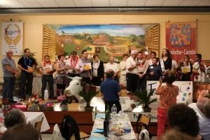 Concours Fromonval France photo groupe lauréats scène