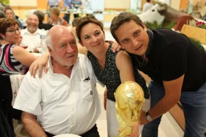 Concours Fromonval France photo trophée groupe