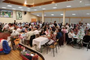 Concours Fromonval France salle repas complète