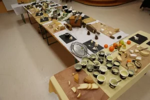 Concours Fromonval France table dégustation fromages